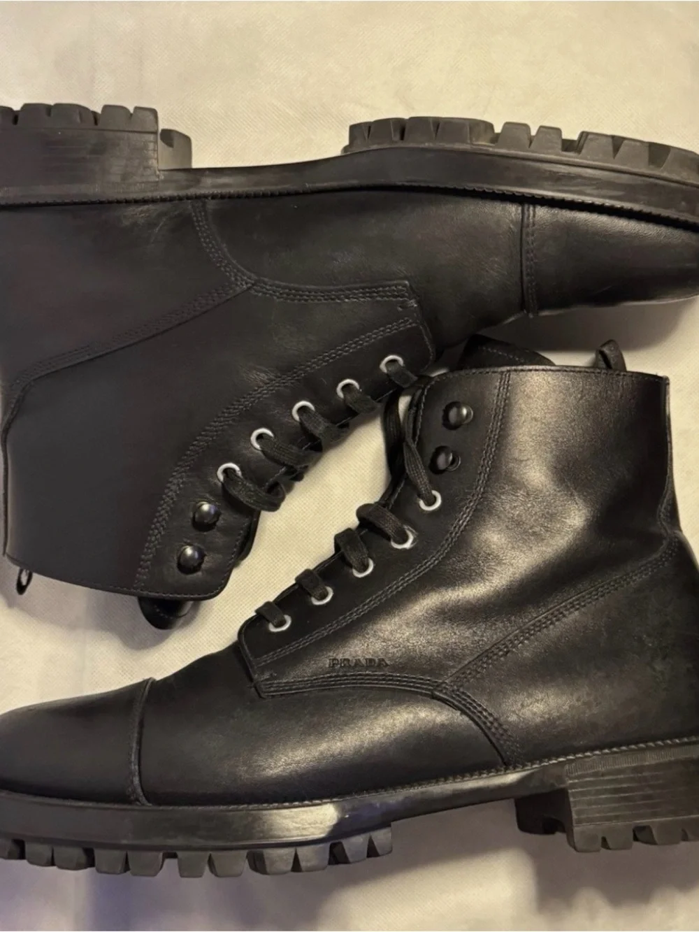 Prada Black Calf Leather Cap Toe Lug Sole Combat Boots Sz 9 Eu 42 Made In Italy